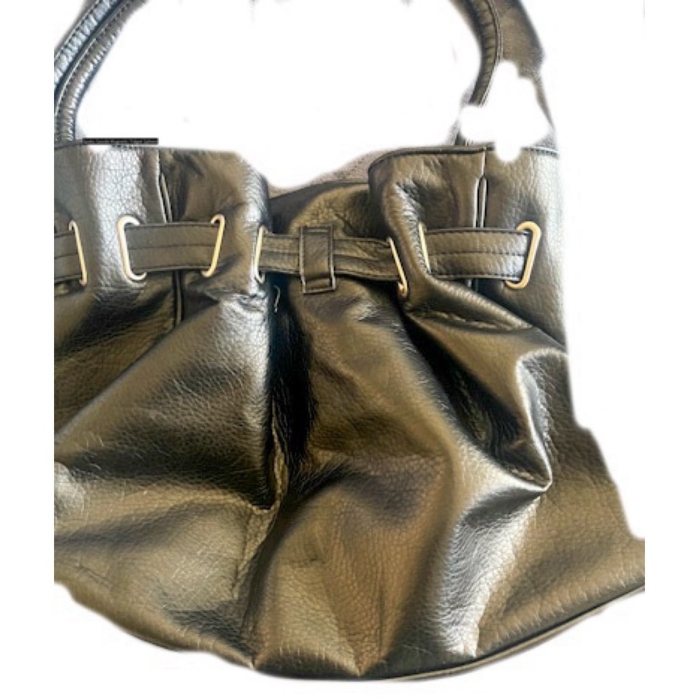 Elegant Black Leather Purse